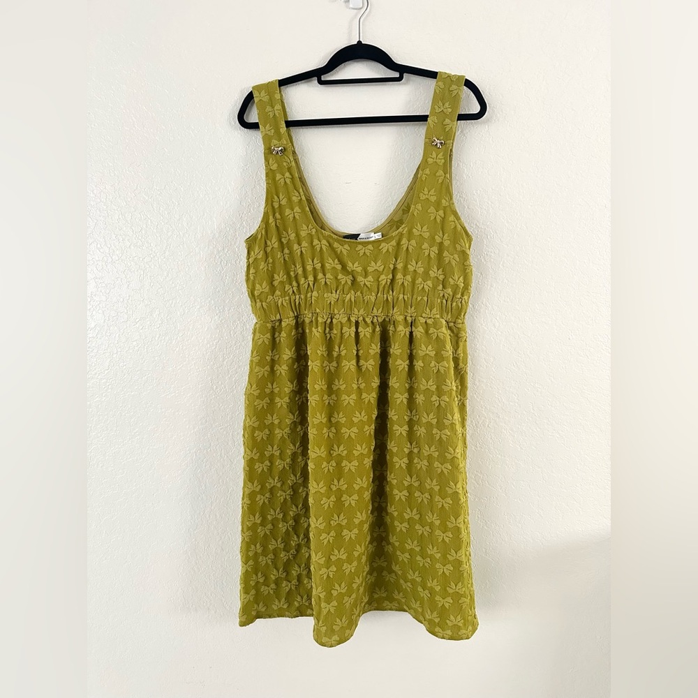 The Geneva Matcha Green Textured Tank Dress